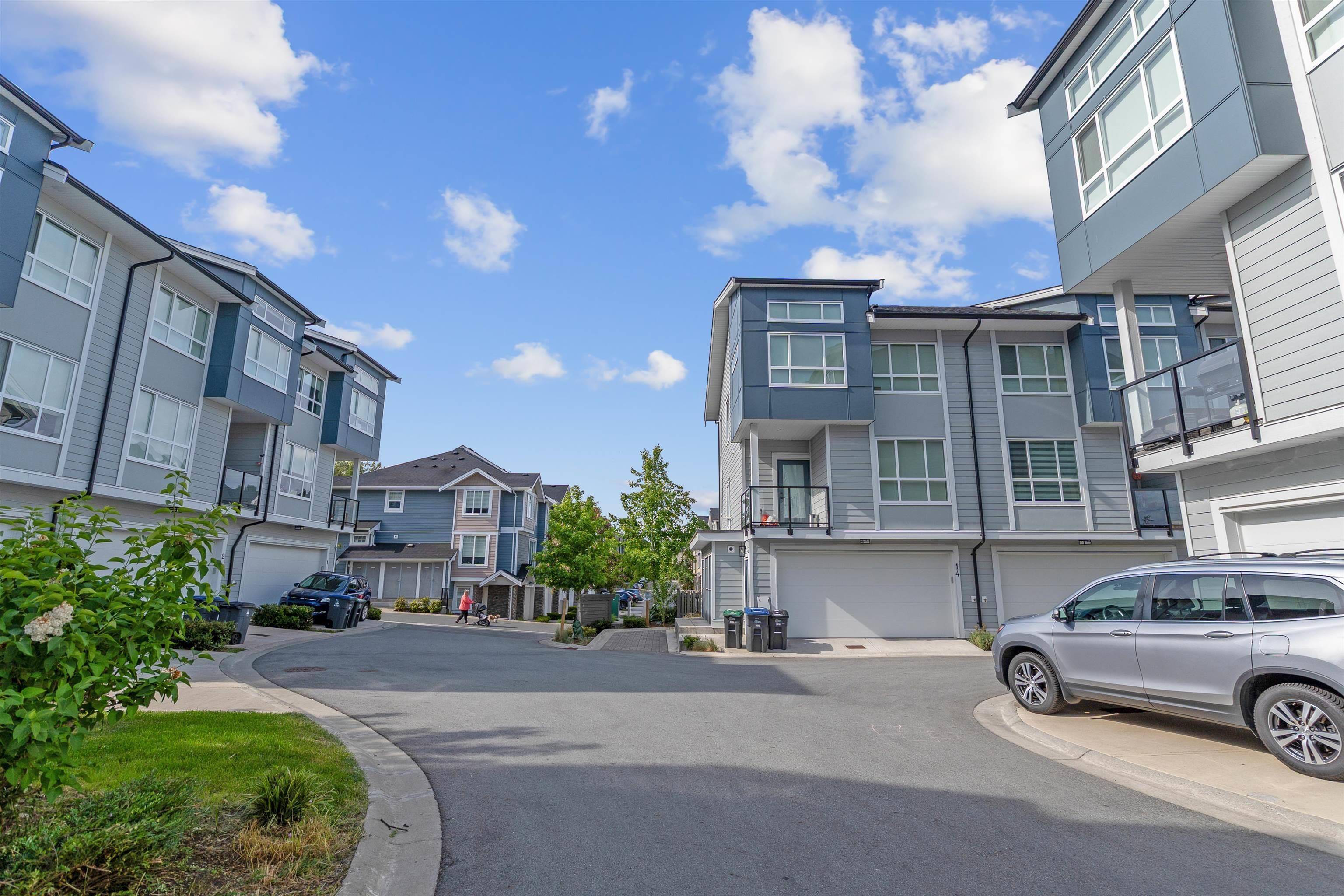 7050 188 ST #4, Surrey, BC V4N 3G6
