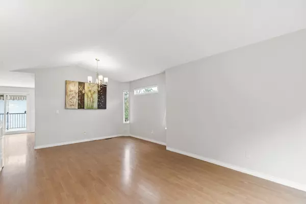 Maple Ridge, BC V2X 2K8,20660 Thorne AVE