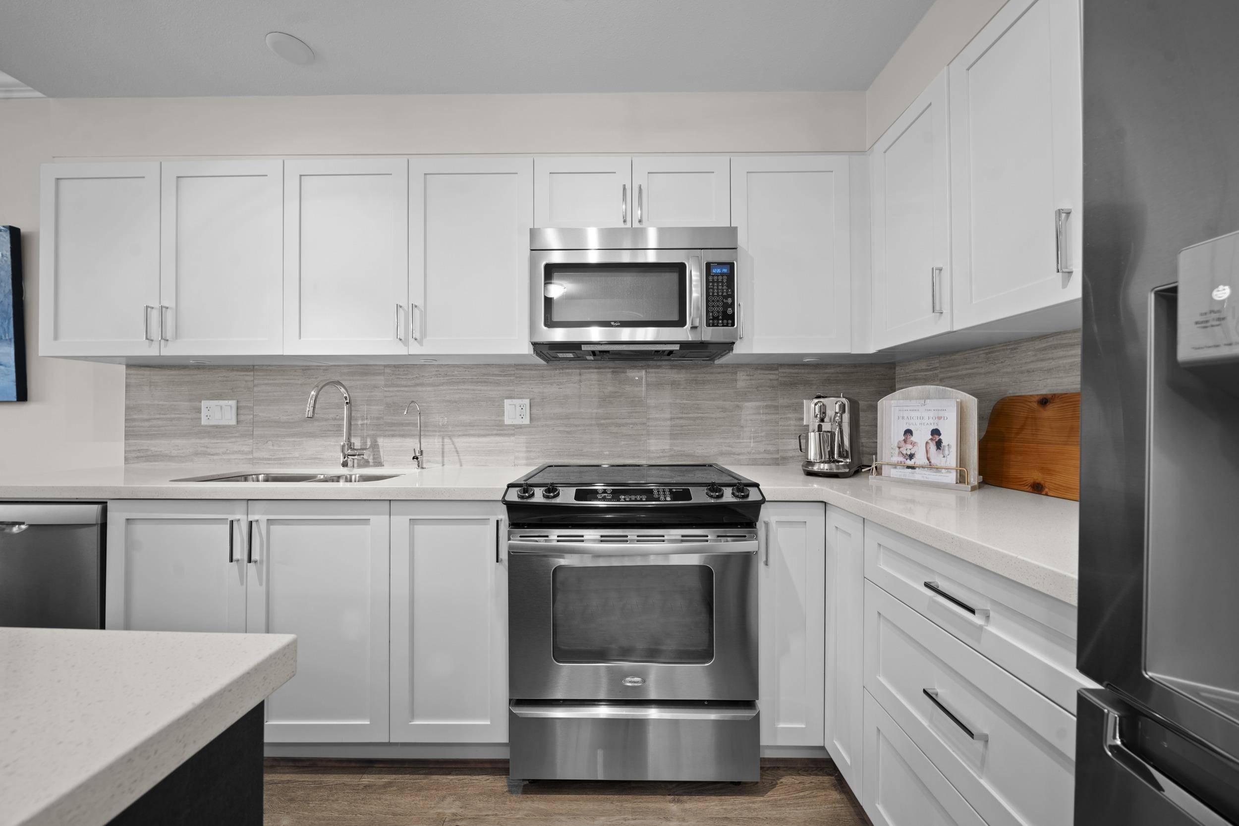 6655 192 ST #208 Surrey, BC V4N 0B9