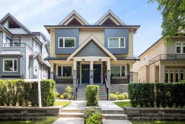 6530 Angus DR, Vancouver, BC V6P 5H9