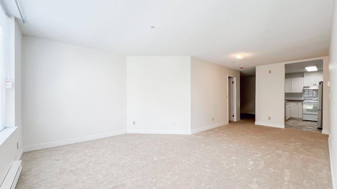 Richmond, BC V6Y 3W9,8333 Jones RD #272