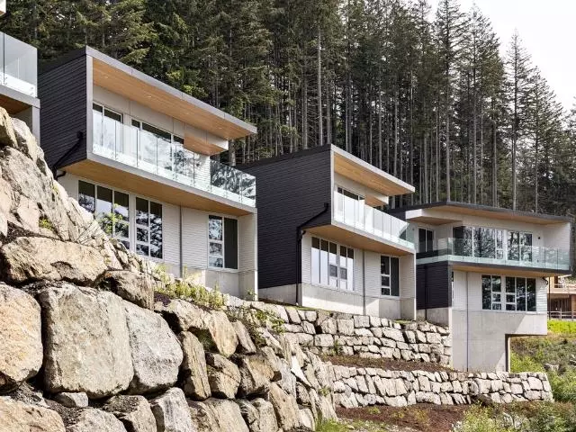3318 Chippendale RD, West Vancouver, BC V7S 0B7