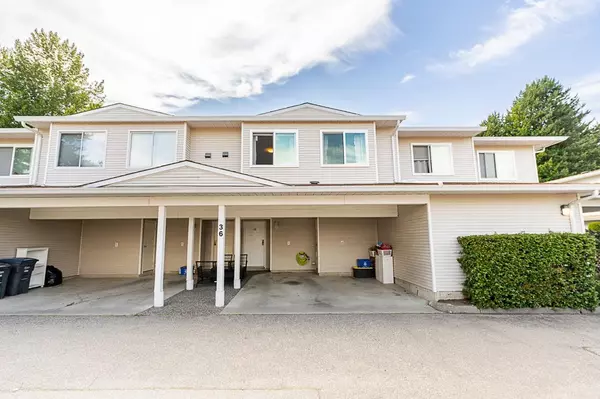Surrey, BC V3R 0S1,10051 155 ST #36