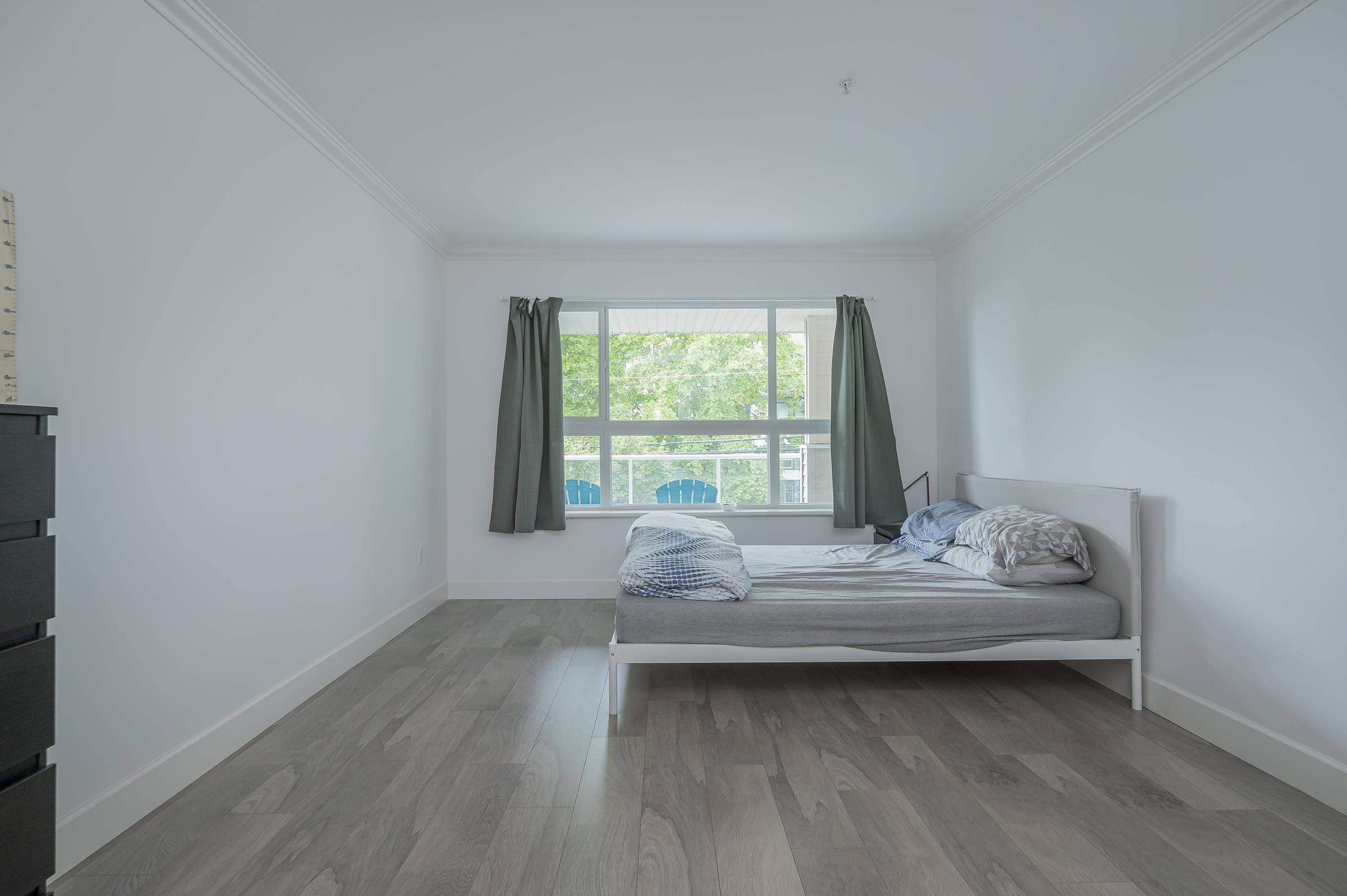 1588 Best ST #311 White Rock, BC V4B 4G1