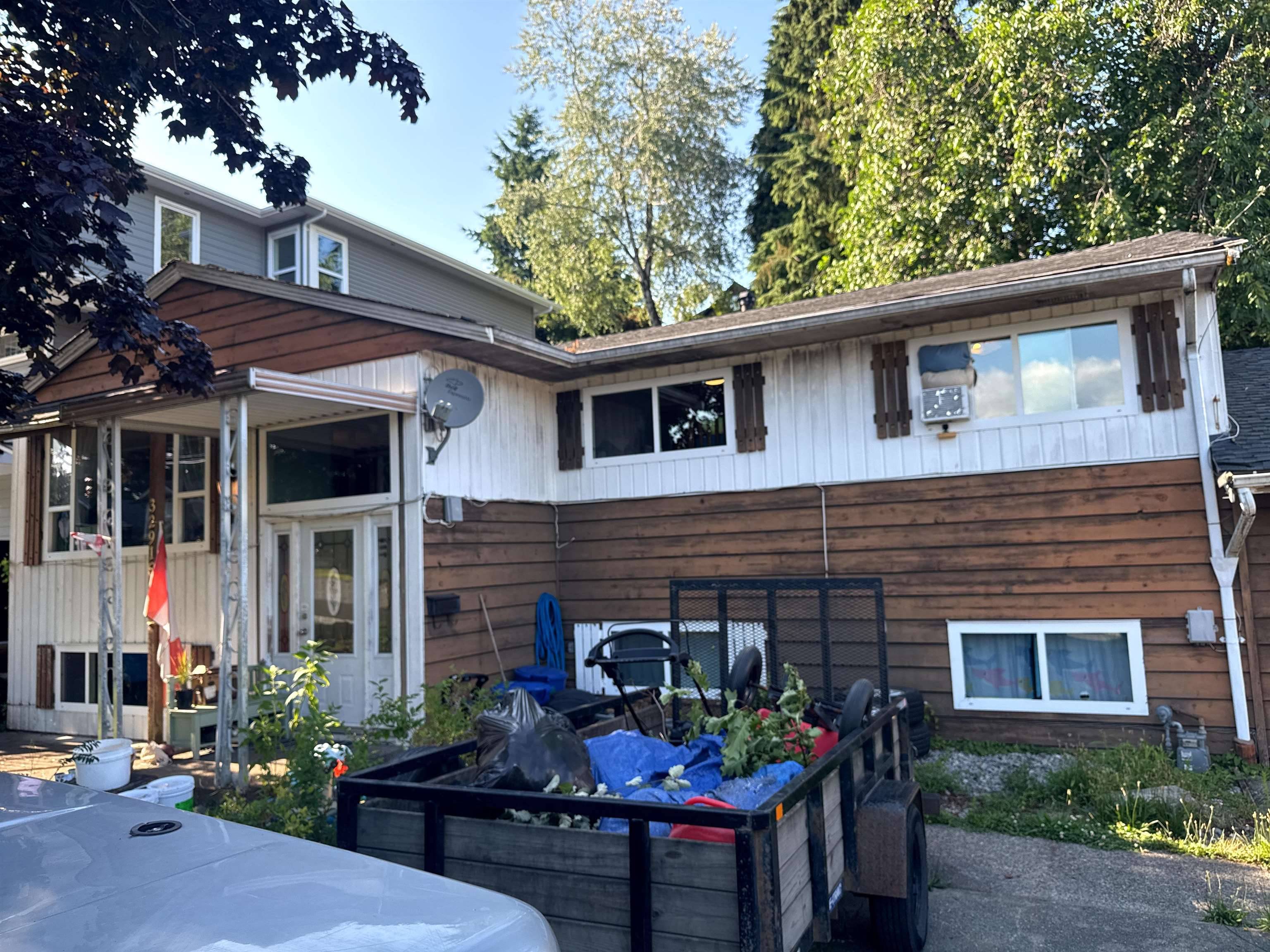 Mission, BC V2V 1N2,32915 3rd AVE