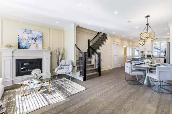 Vancouver, BC V6P 2J7,1125 Park DR