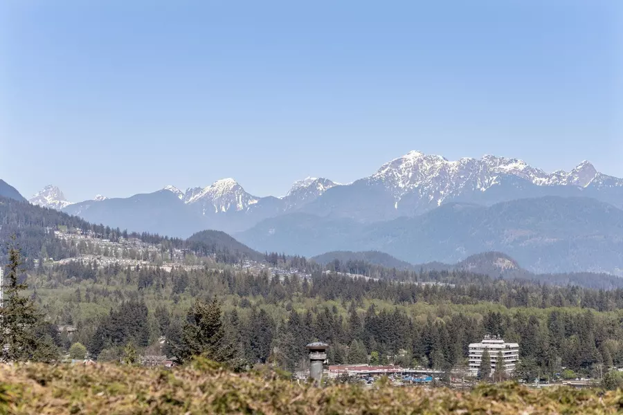 3090 Lazy A ST, Coquitlam, BC V3C 3N9