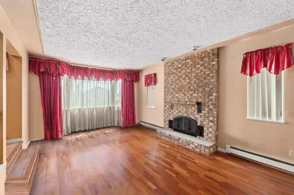 Coquitlam, BC V3K 3G8,959 Dansey AVE