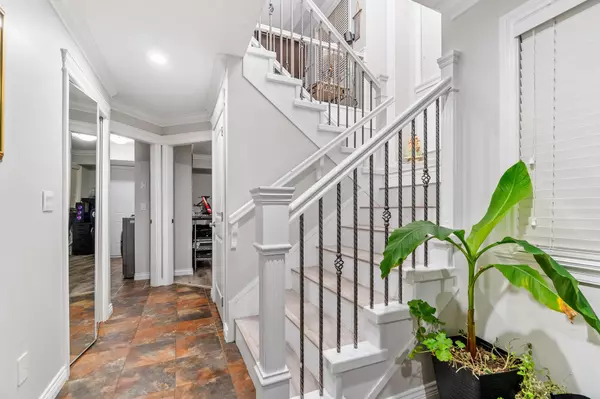 Mission, BC V2V 7B6,32448 Abercrombie PL
