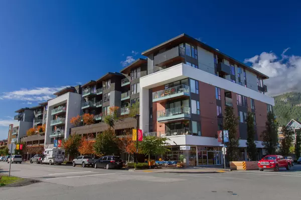 Squamish, BC V8B 0Z7,37881 Cleveland AVE #602