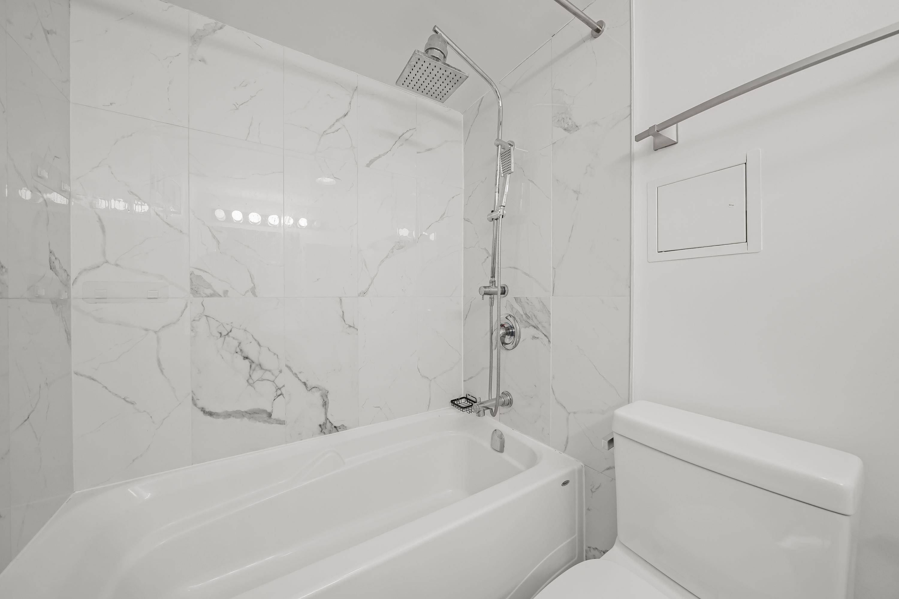 9603 Manchester DR #2305 Burnaby, BC V3N 4Y7