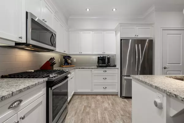 Chilliwack, BC V2R 0Y4,44849 Anglers BLVD #42
