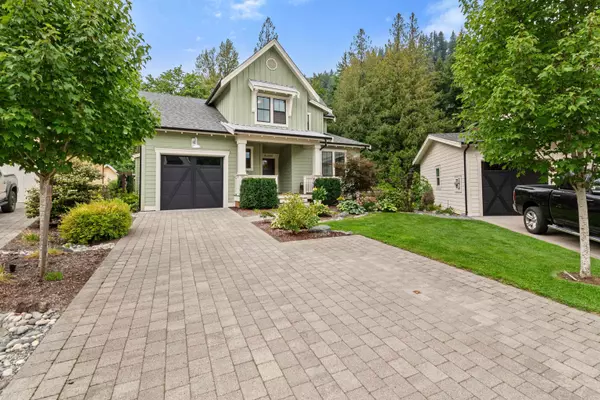 Lindell Beach, BC V2R 0Z4,43342 Creekside CIR