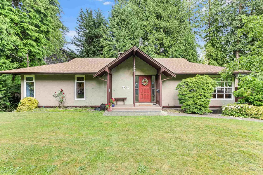 4540 Mountain HWY, North Vancouver, BC V7K 2K6