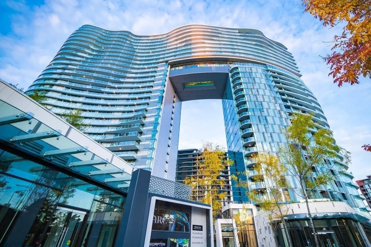 Vancouver, BC V6Z 0E7,89 Nelson ST #2220
