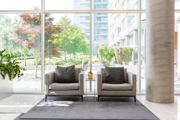 Vancouver, BC V5X 0E2,8131 Nunavut LN #302