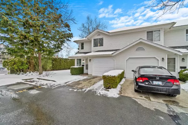 Surrey, BC V3R 0R6,10130 155 ST #28