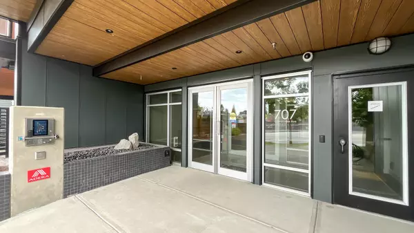 Coquitlam, BC V3J 0J5,707 Como Lake AVE #104