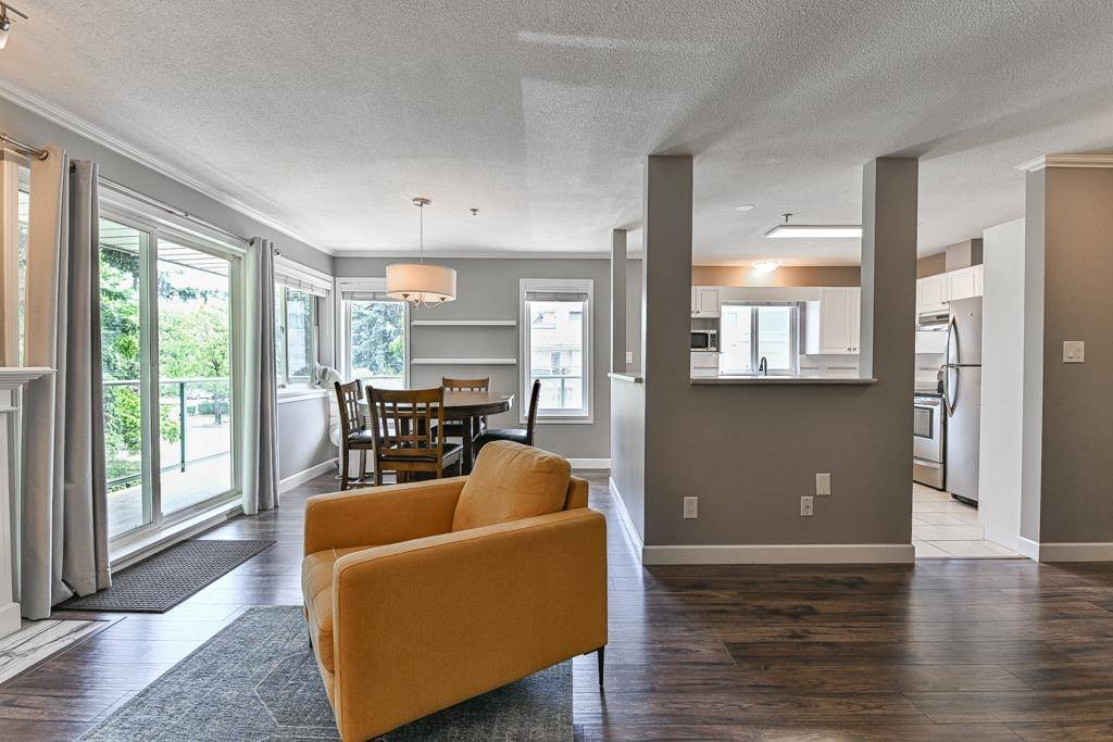 Abbotsford, BC V2S 7P9,33688 King RD #211
