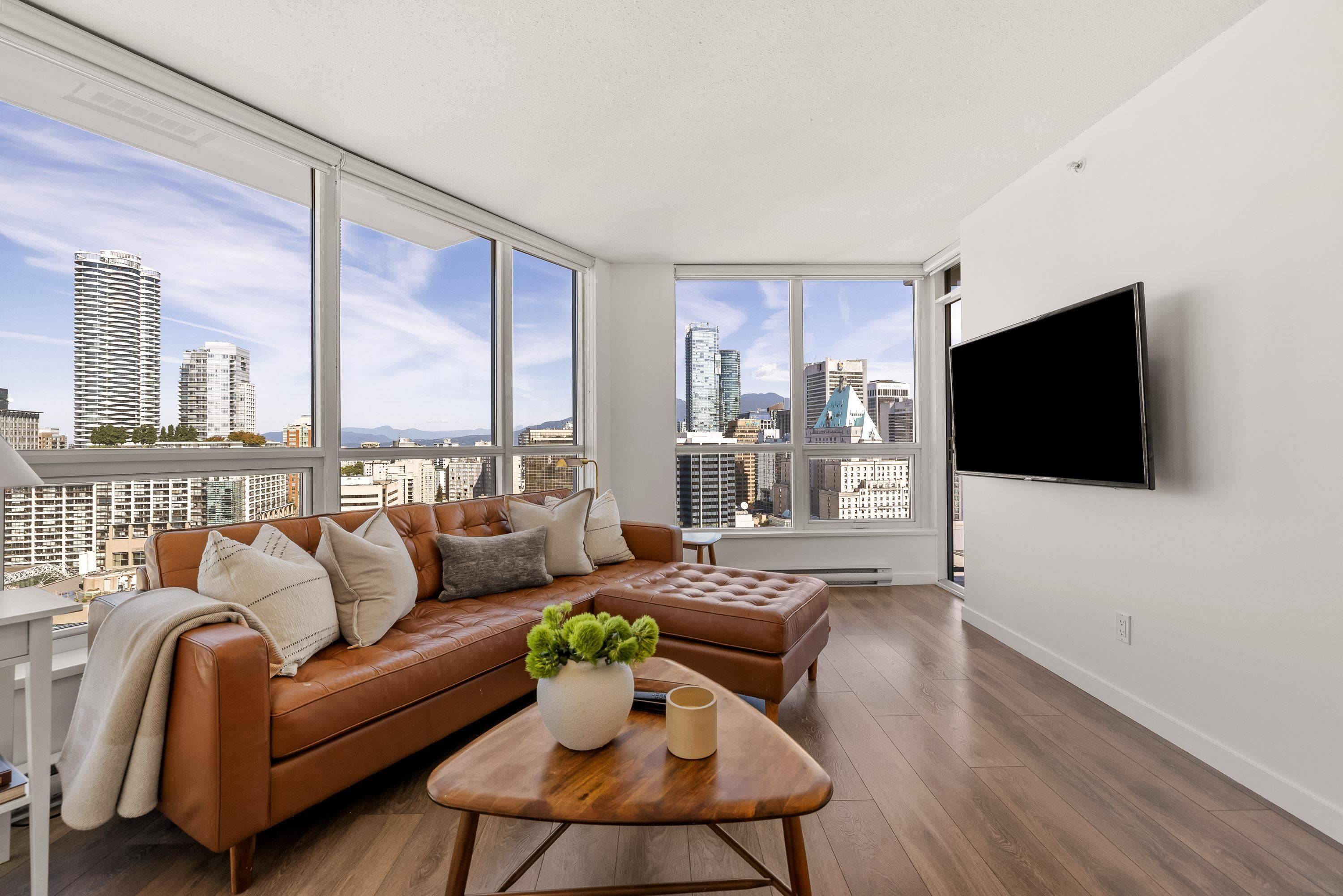 Vancouver, BC V6B 0G4,833 Seymour ST #2409
