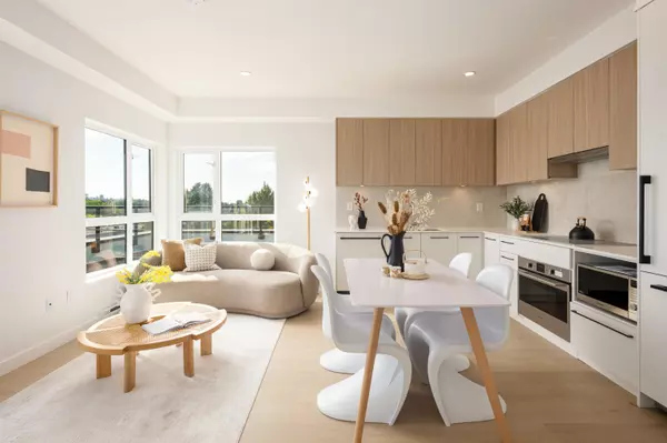 Langley, BC V3A 2G1,5398 207 ST #305