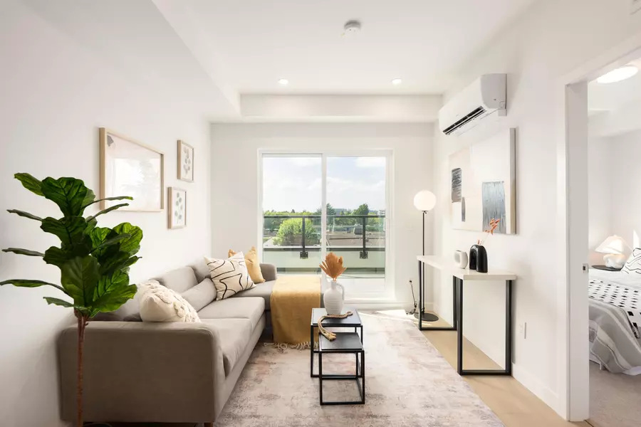 5398 207 ST #308, Langley, BC V3A 2G1