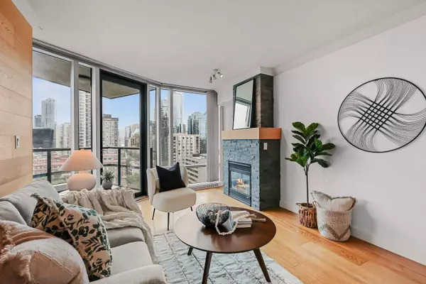 1003 Burnaby ST #1701, Vancouver, BC V6E 4R7