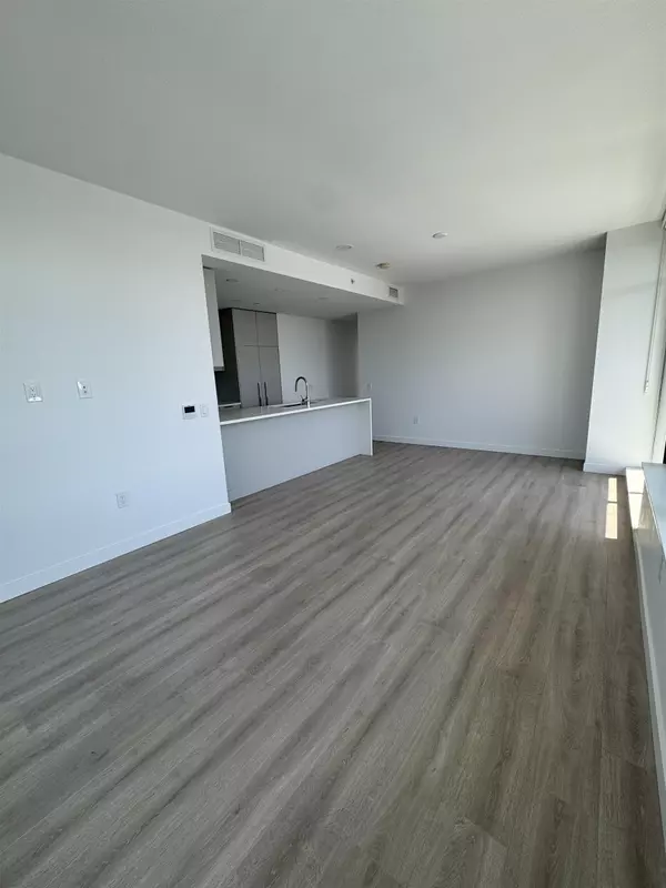 New Westminster, BC V3M 0N5,823 Carnarvon Street #2804