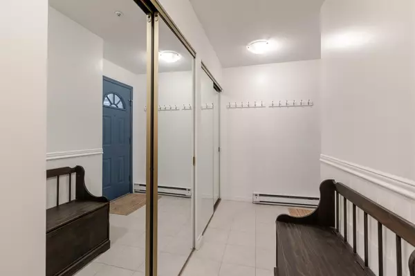 Langley, BC V3A 8G4,5670 208 ST #44