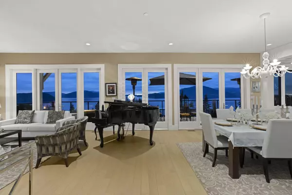 350 Bayview RD Lions Bay, BC V0N 2E0