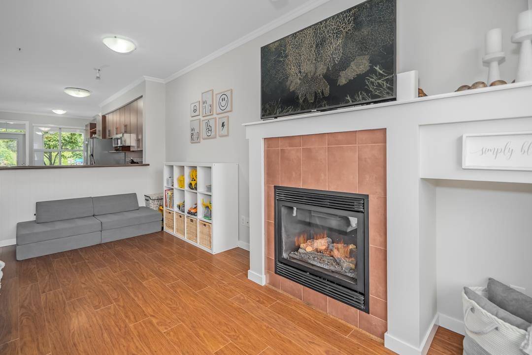 20460 66 AVE #16 Langley, BC V2Y 3B6