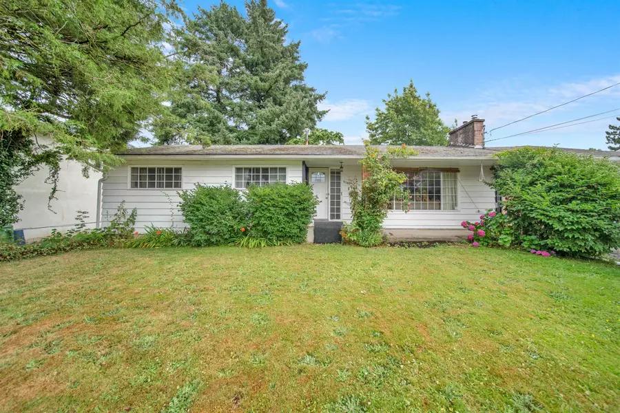 9560 Carleton ST, Chilliwack, BC V2P 6E3