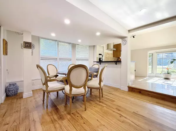 Maple Ridge, BC V2X 4X4,12239 Skillen ST