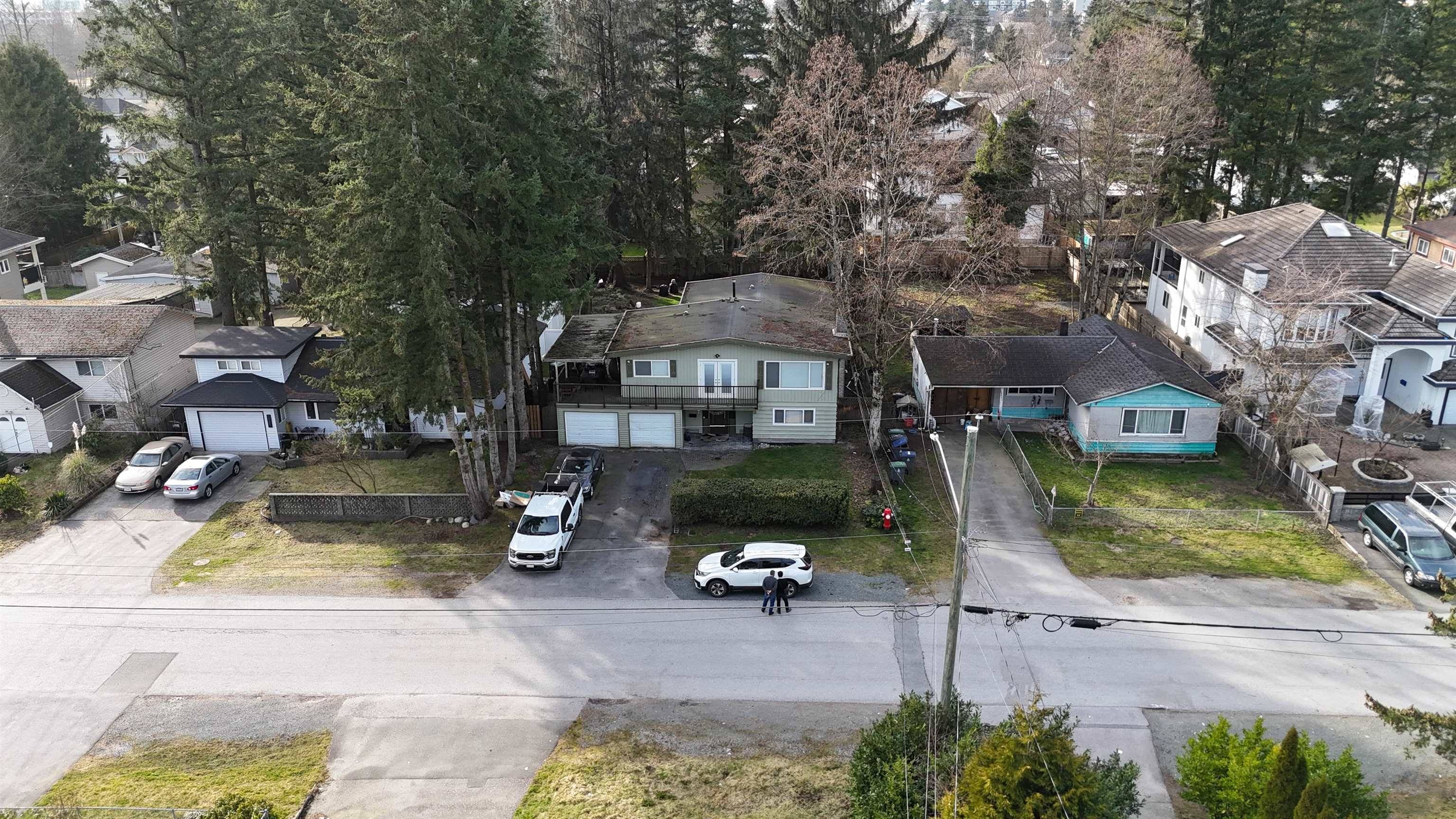 10677 142 ST, Surrey, BC V3T 4S6