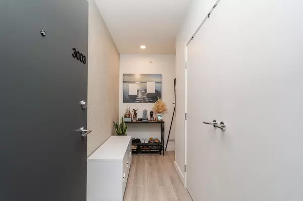 Surrey, BC V3T 0P7,13615 Fraser HWY #3003