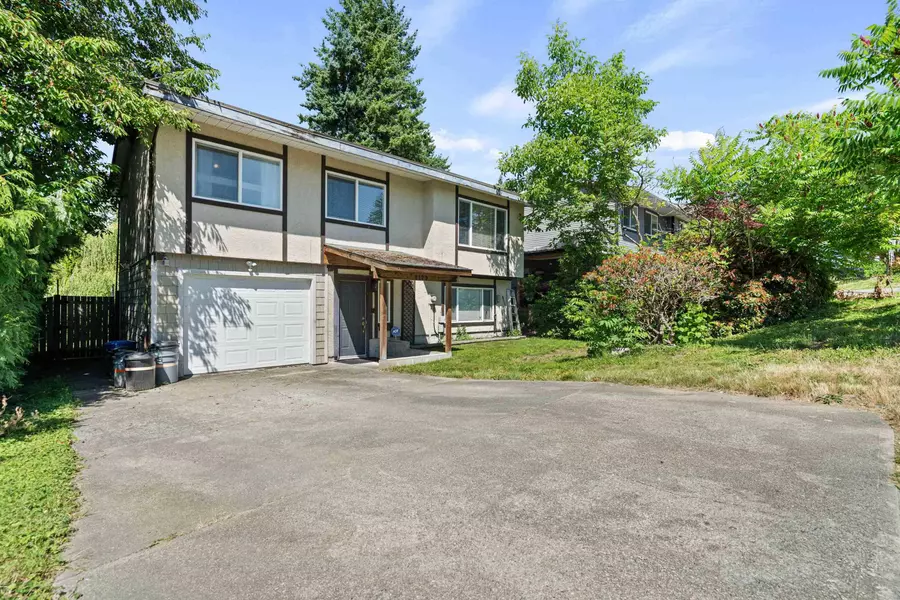 8129 Bobcat DR, Mission, BC V2V 5J7