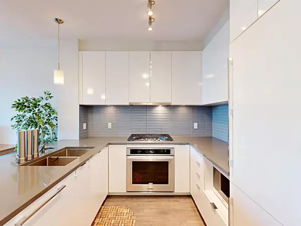 Richmond, BC V6X 0L8,9311 Alexandra RD #319