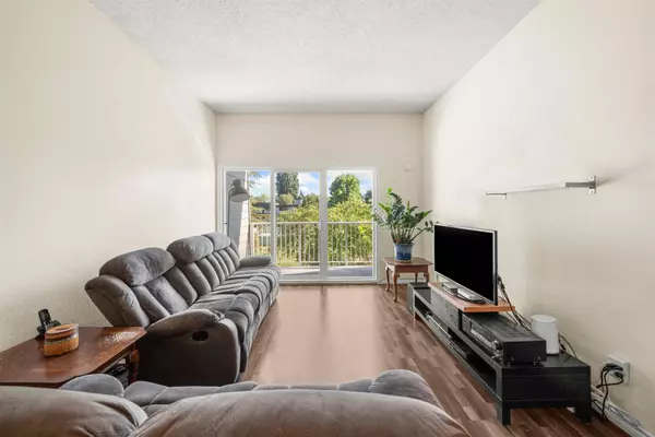 3451 Springfield DR #312, Richmond, BC V7E 1Z2