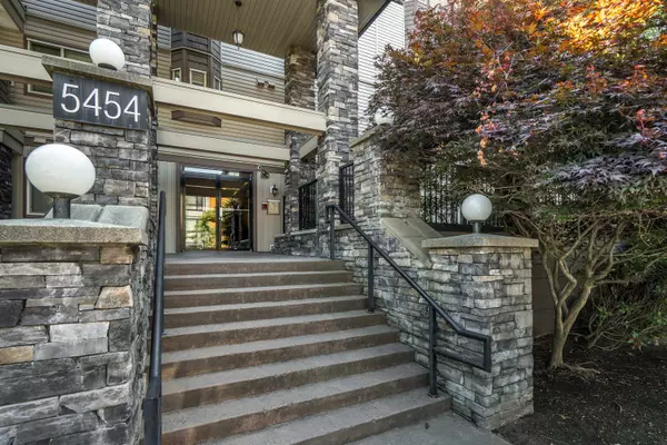 Langley, BC V3A 1G2,5454 198 ST #107