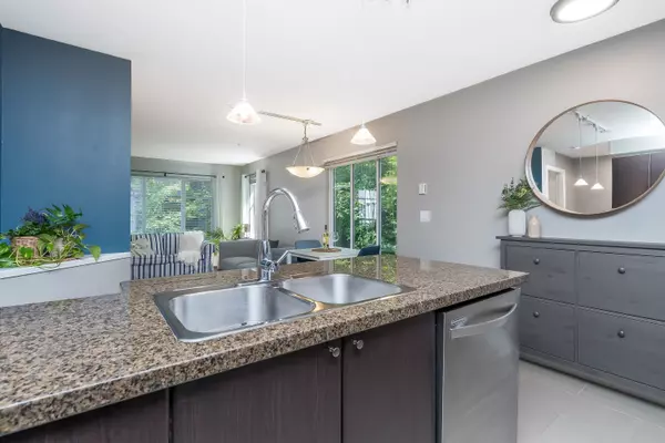 Langley, BC V3A 1G2,5454 198 ST #107