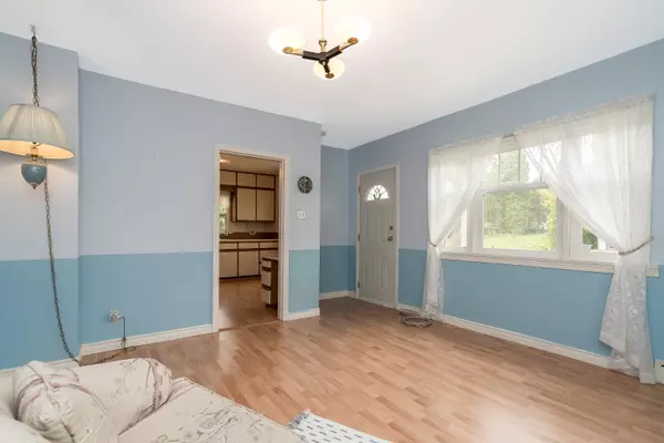 Abbotsford, BC V2S 1R2,33884 Mayfair AVE