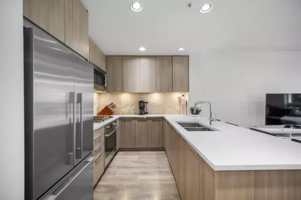 Vancouver, BC V5S 0G2,3289 Riverwalk AVE #214