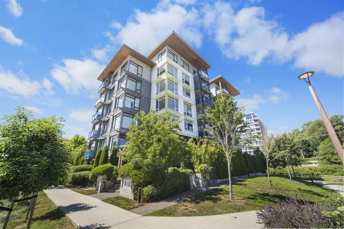 Vancouver, BC V5S 0G2,3289 Riverwalk AVE #214