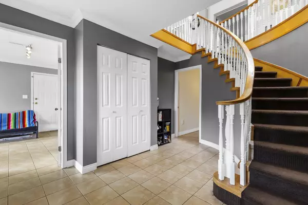 32075 Sandpiper PL Mission, BC V2V 2L4