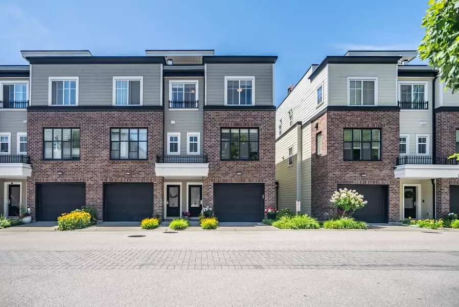 15588 32 AVE #5, Surrey, BC V3Z 0G3