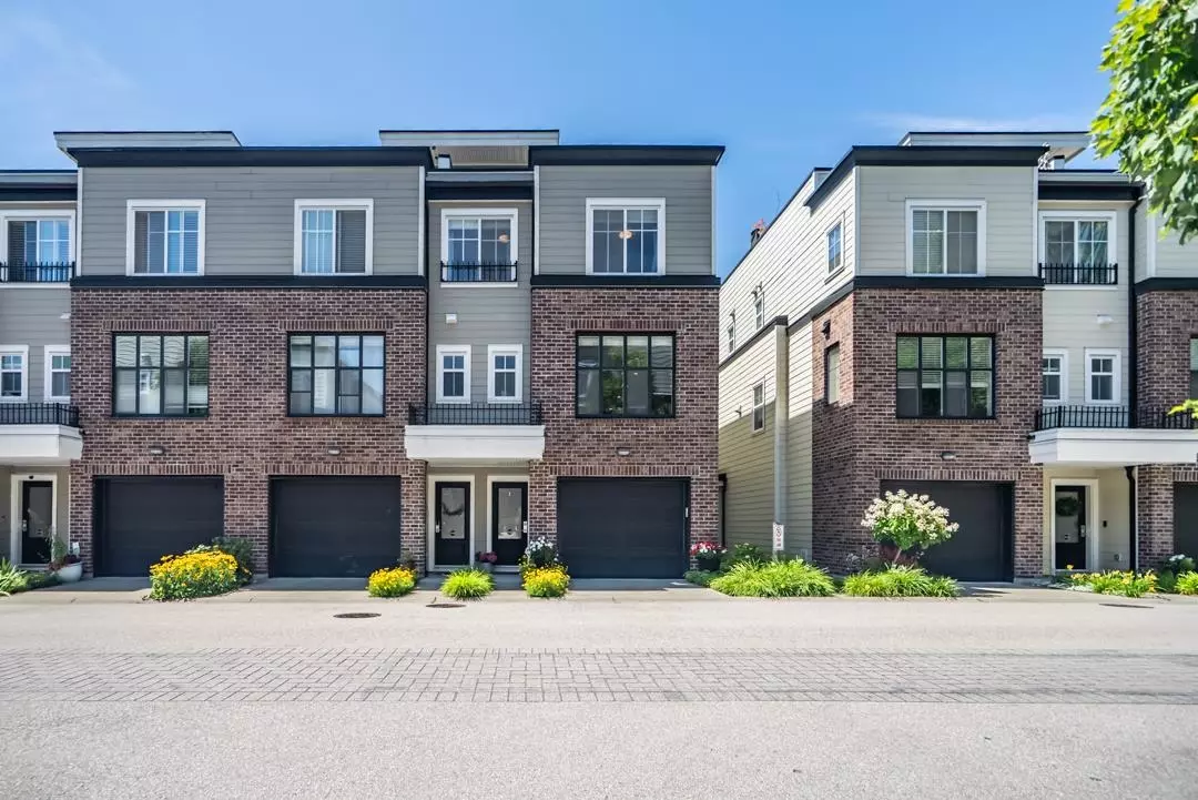 Surrey, BC V3Z 0G3,15588 32 AVE #5