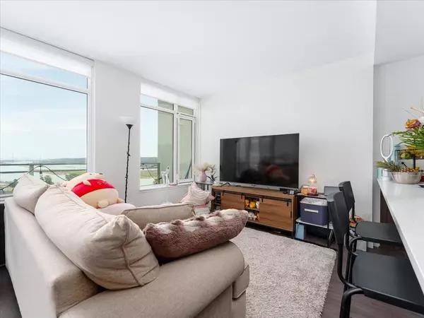 New Westminster, BC V3L 0J9,258 Nelson's CT #1407