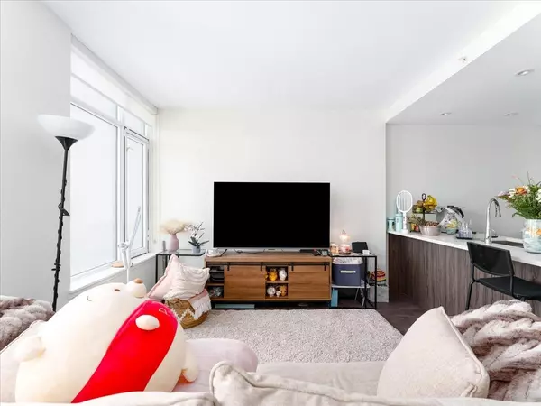 New Westminster, BC V3L 0J9,258 Nelson's CT #1407