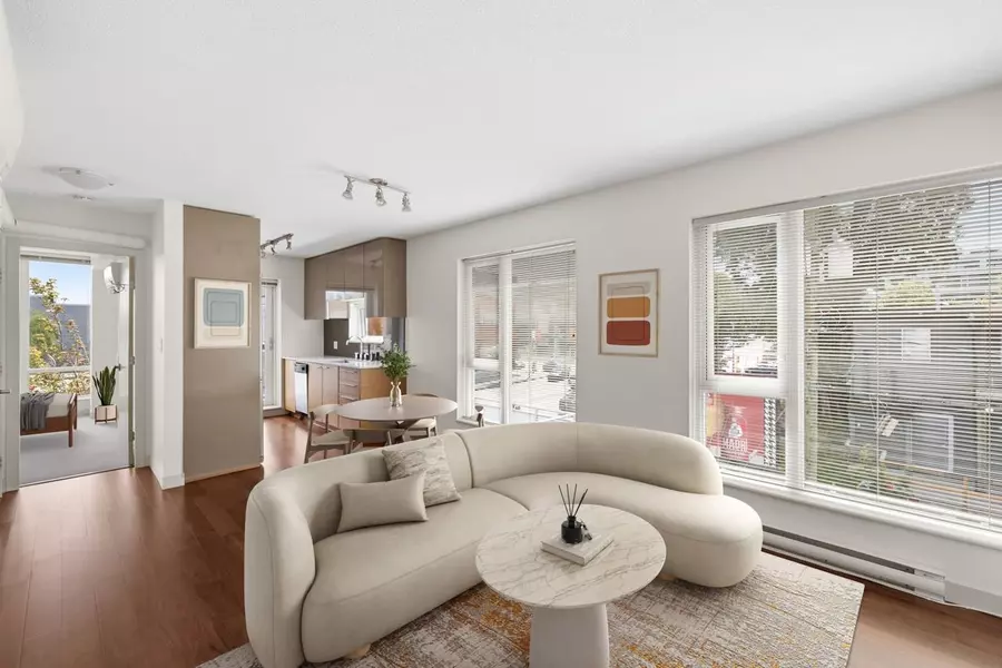 1808 W 3rd AVE #307, Vancouver, BC V6J 0C4