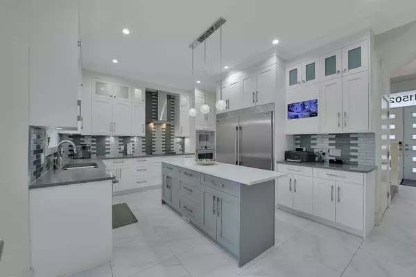 Surrey, BC V3V 2V7,11502 River RD